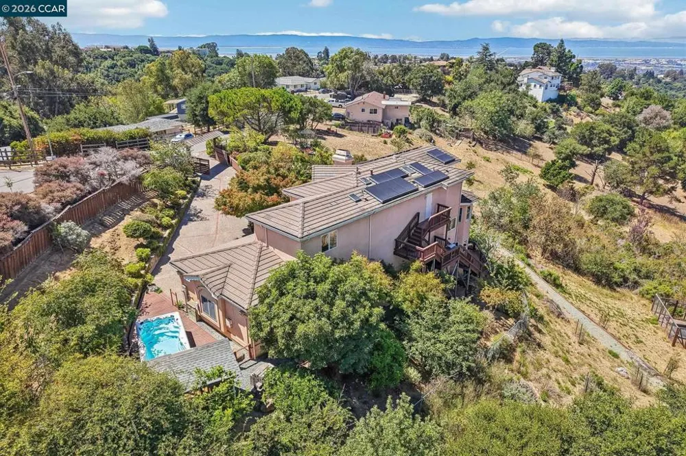 3906 Arbutus Ct Hayward, CA 94542