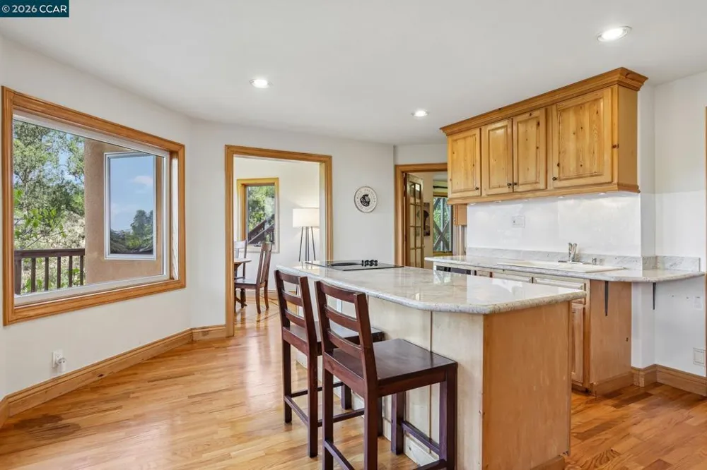 3906 Arbutus Ct Hayward, CA 94542