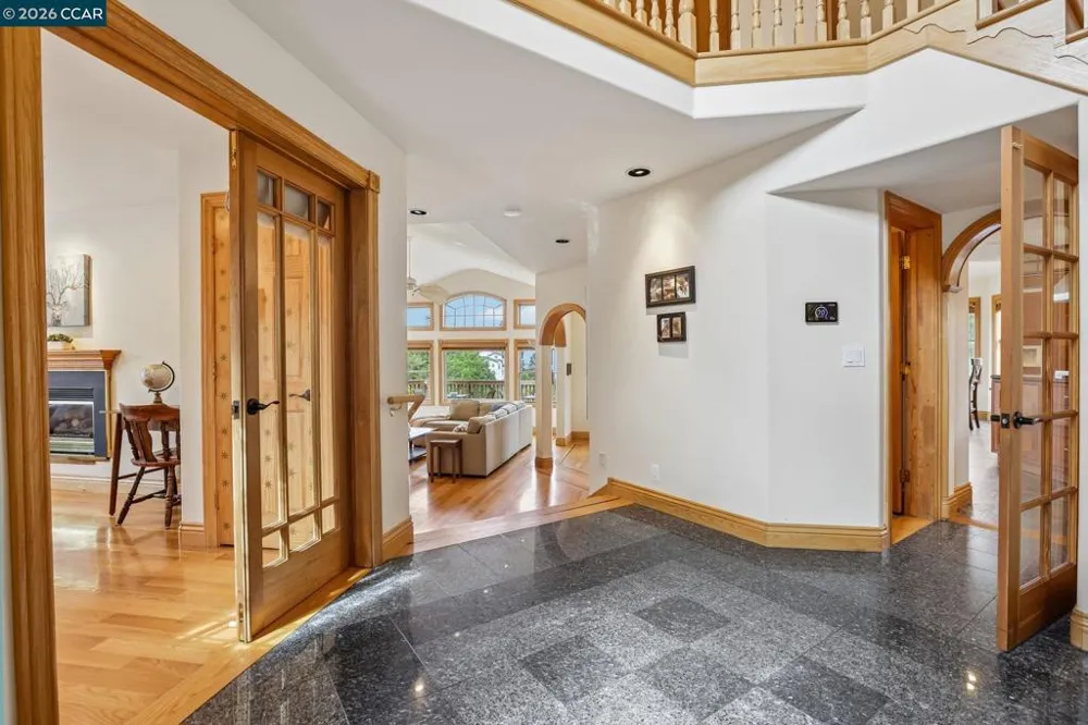 3906 Arbutus Ct Hayward, CA 94542