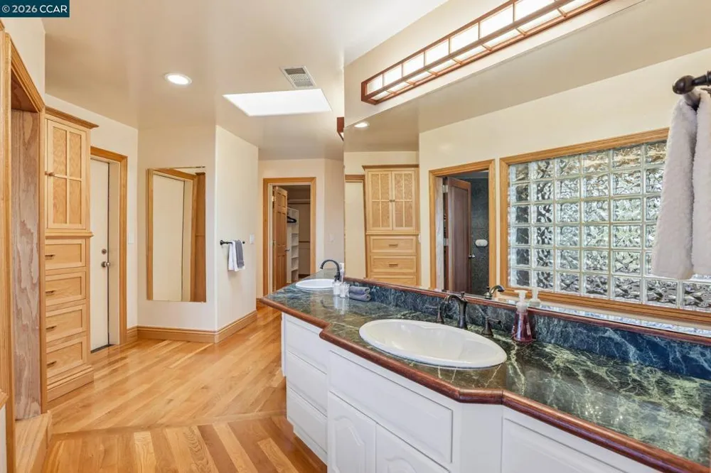 3906 Arbutus Ct Hayward, CA 94542