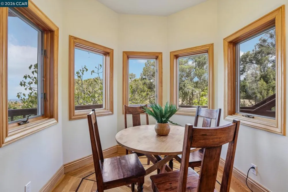 3906 Arbutus Ct Hayward, CA 94542
