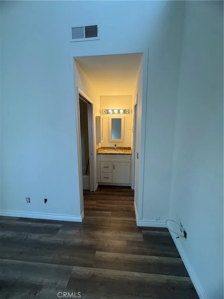 389 Orange Blossom Irvine, CA 92618