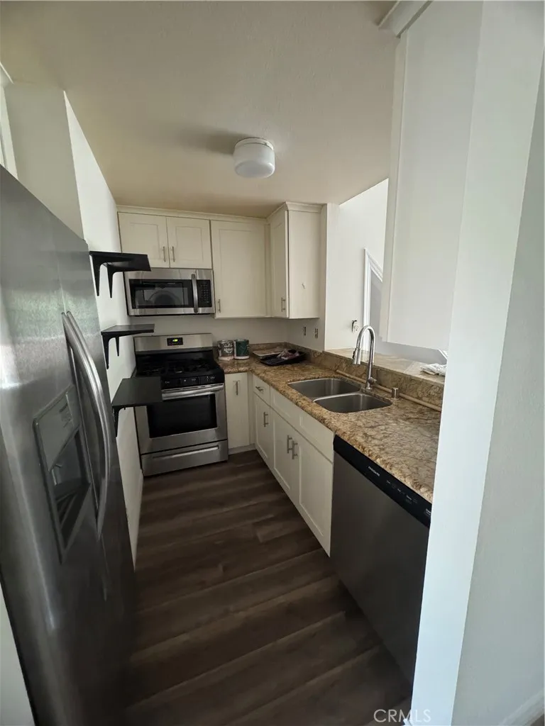 389 Orange Blossom Irvine, CA 92618