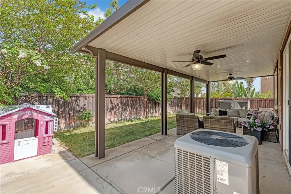17621 Perilla San Bernardino, CA 92407