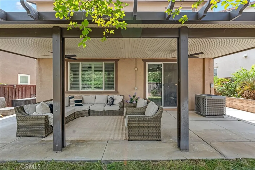 17621 Perilla San Bernardino, CA 92407