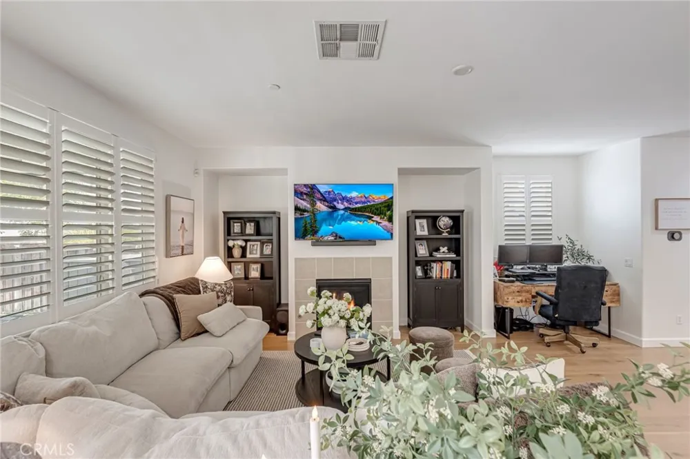 17621 Perilla San Bernardino, CA 92407