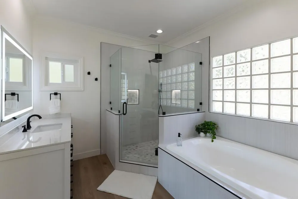 28320 Kettering Ln Escondido, CA 92026