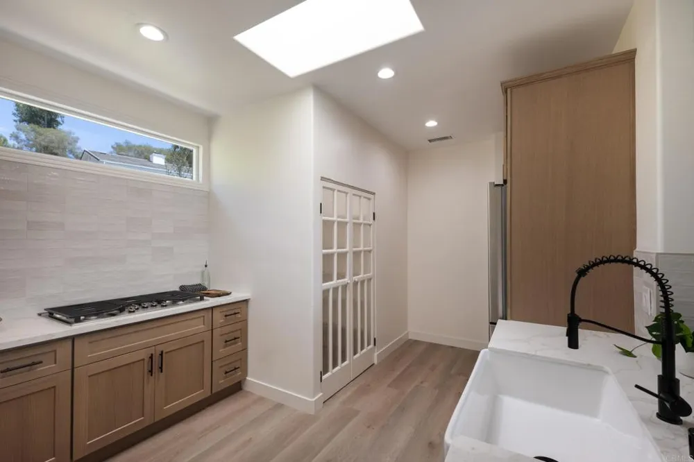 28320 Kettering Ln Escondido, CA 92026