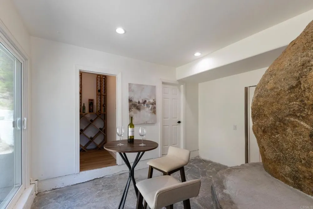 28320 Kettering Ln Escondido, CA 92026