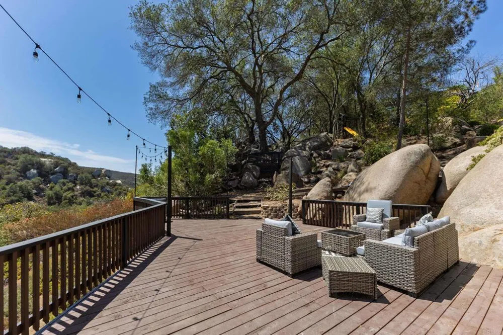 28320 Kettering Ln Escondido, CA 92026