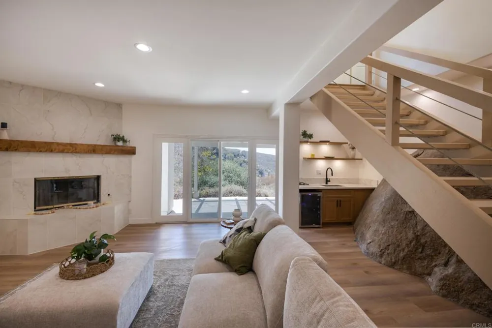 28320 Kettering Ln Escondido, CA 92026