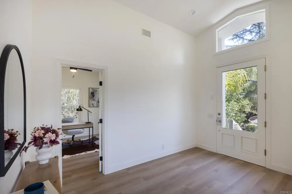 28320 Kettering Ln Escondido, CA 92026