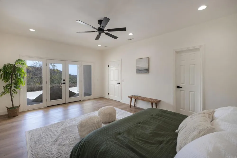 28320 Kettering Ln Escondido, CA 92026