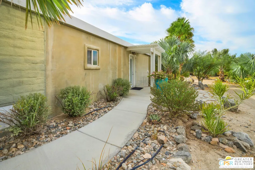 19900 Diamond Avenue Desert Hot Springs, CA 92241