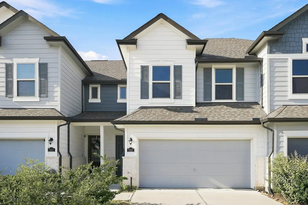 7333 Hinsdale Drive Pasadena, TX 77505