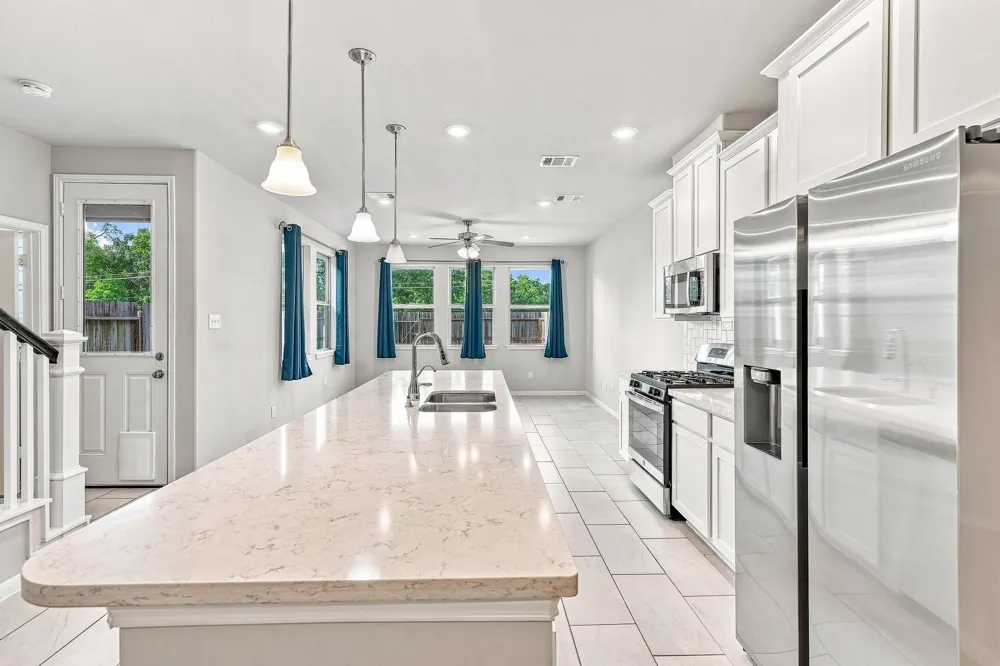 7333 Hinsdale Drive Pasadena, TX 77505