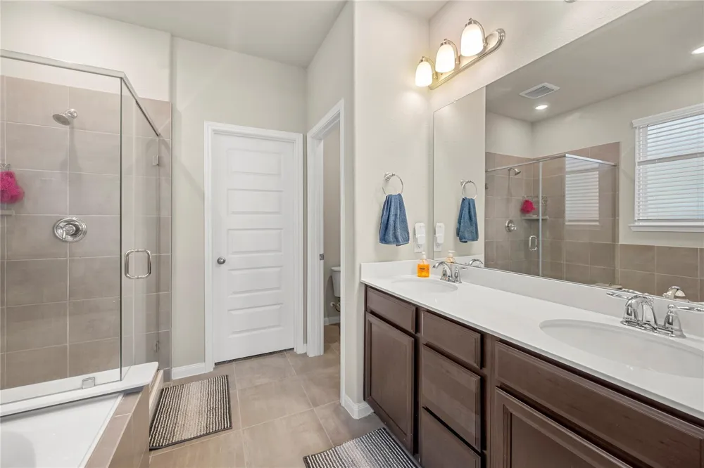 618 Ellwood Terrace Lane Richmond, TX 77406