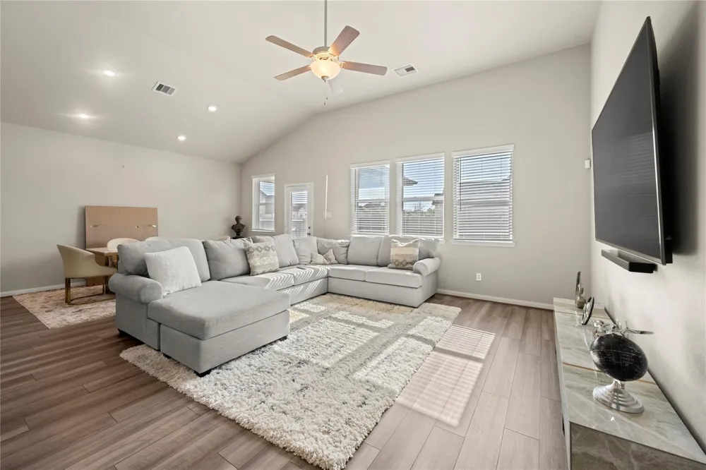618 Ellwood Terrace Lane Richmond, TX 77406