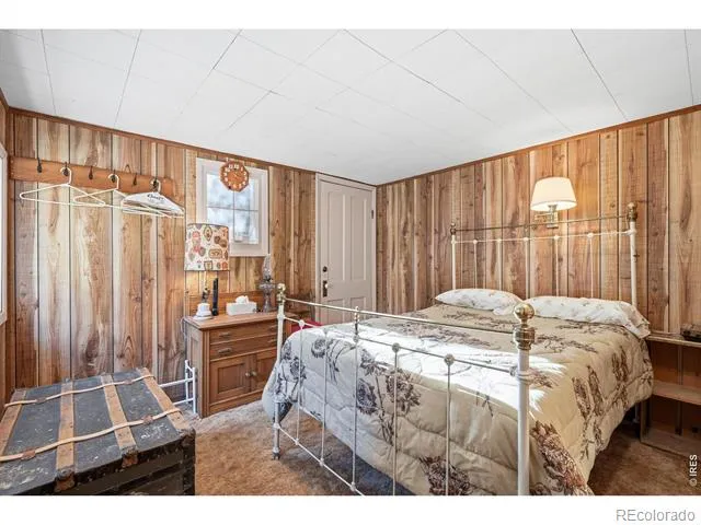 2476 Riverside Drive Lyons, CO 80540