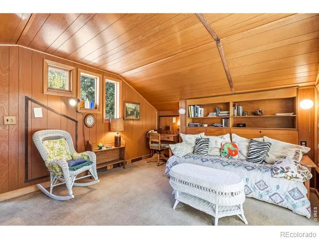 2476 Riverside Drive Lyons, CO 80540