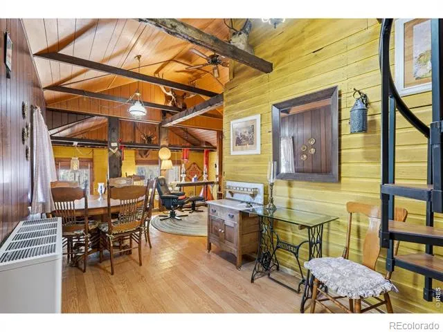 2476 Riverside Drive Lyons, CO 80540
