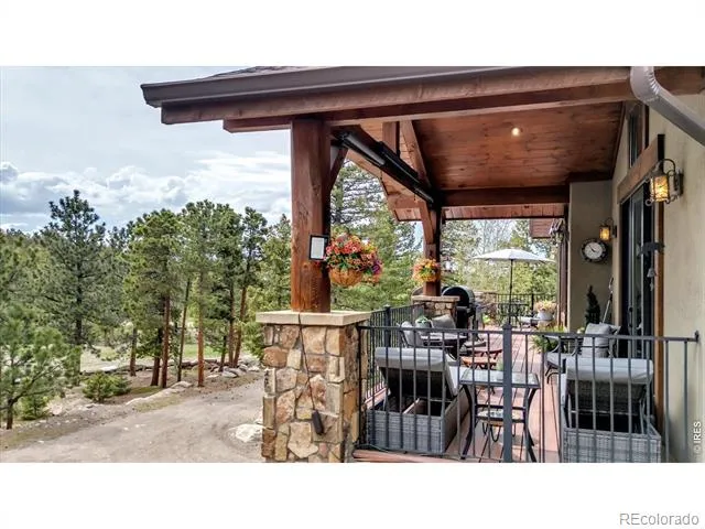 11981 Spruce Canyon Circle Golden, CO 80403
