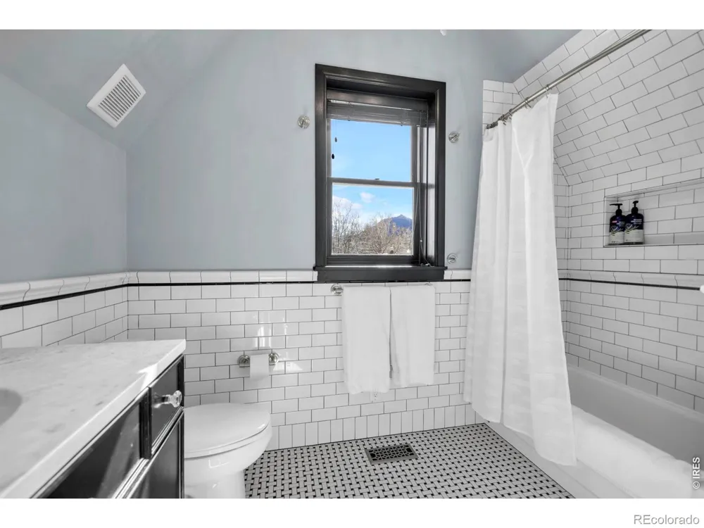 2153 W Grove Circle Boulder, CO 80302