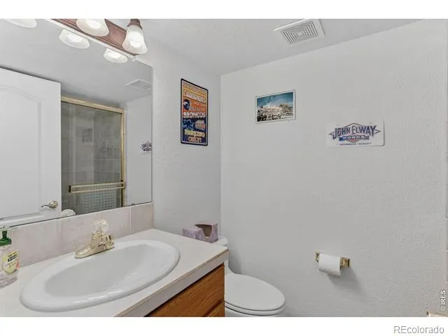 18031 Wagon Trail Mead, CO 80542