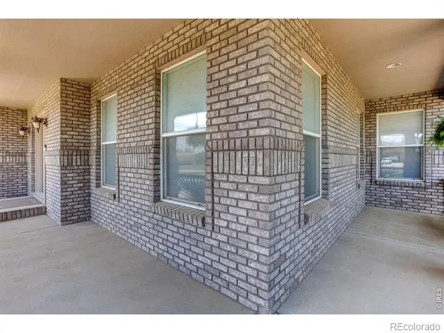 18031 Wagon Trail Mead, CO 80542