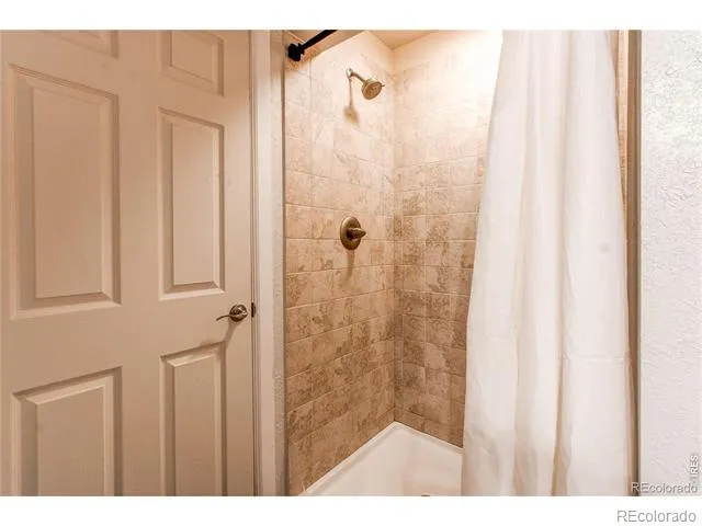 13900 Lake Song Lane #B6 Broomfield, CO 80023
