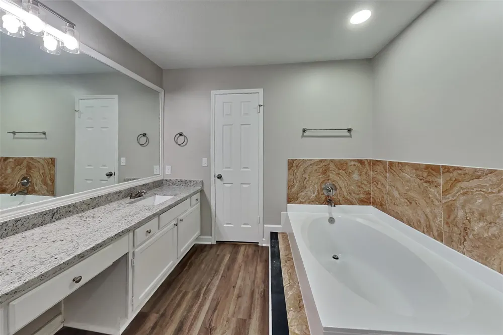 9211 Wandsworth Drive Spring, TX 77379