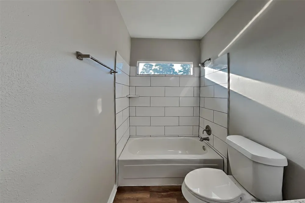 9211 Wandsworth Drive Spring, TX 77379