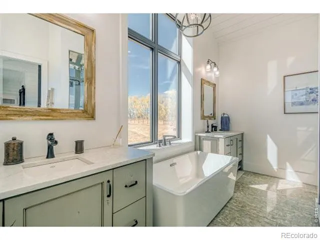 560 Talons Reach Run Berthoud, CO 80513