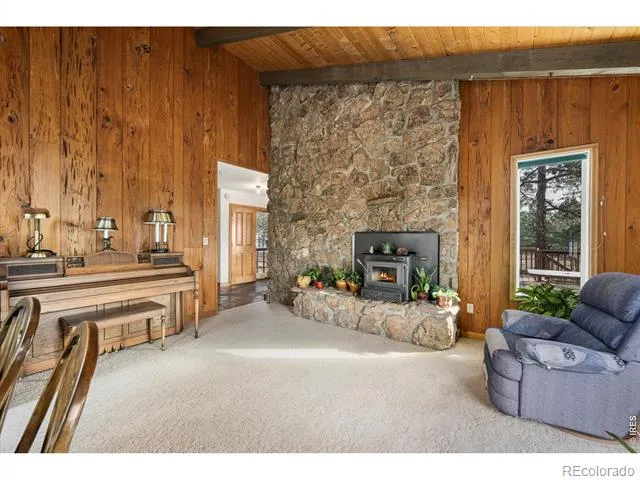 440 La Hermosa Drive Bellvue, CO 80512