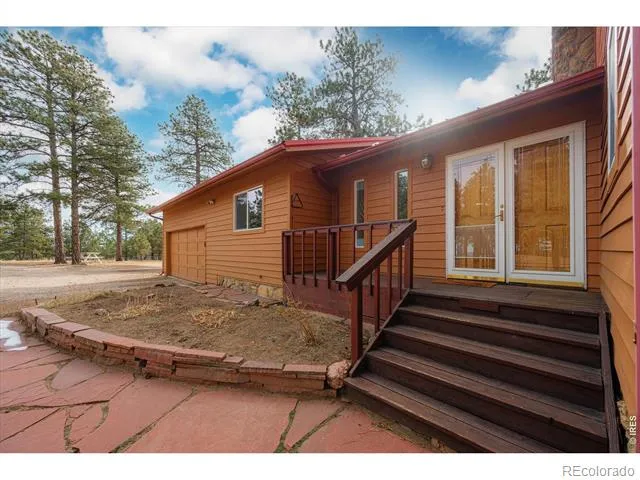 440 La Hermosa Drive Bellvue, CO 80512