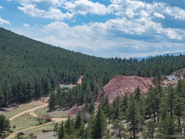 1312 Steamboat Valley Road Lyons, CO 80540