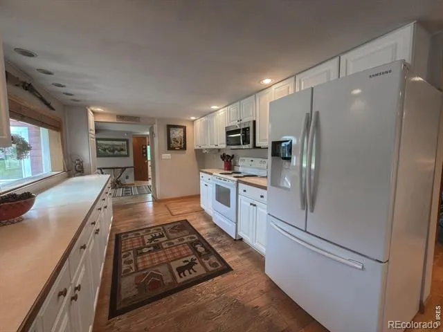 14884 Rist Canyon Road Bellvue, CO 80512