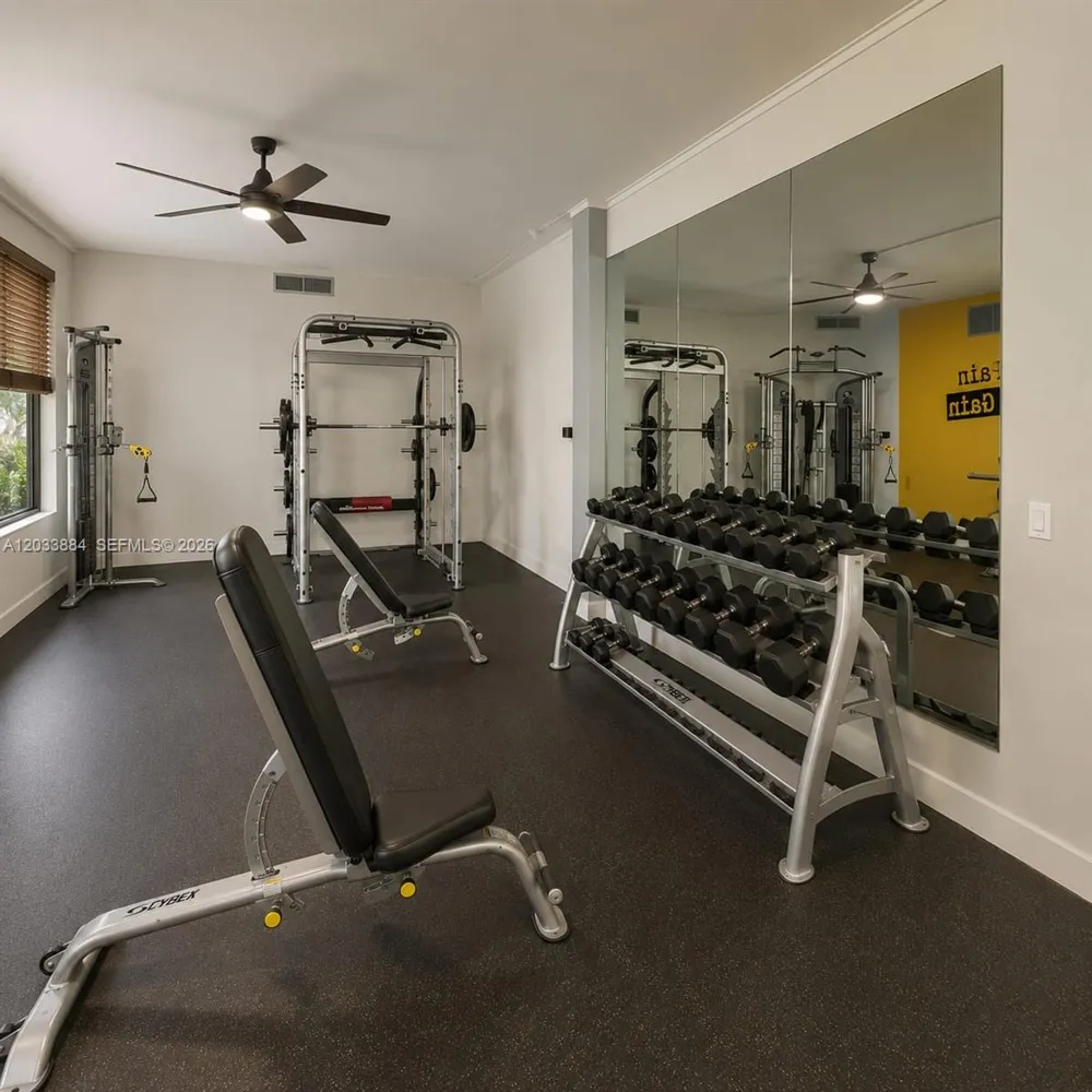 800 Parkview Dr #512 Hallandale Beach, FL 33009
