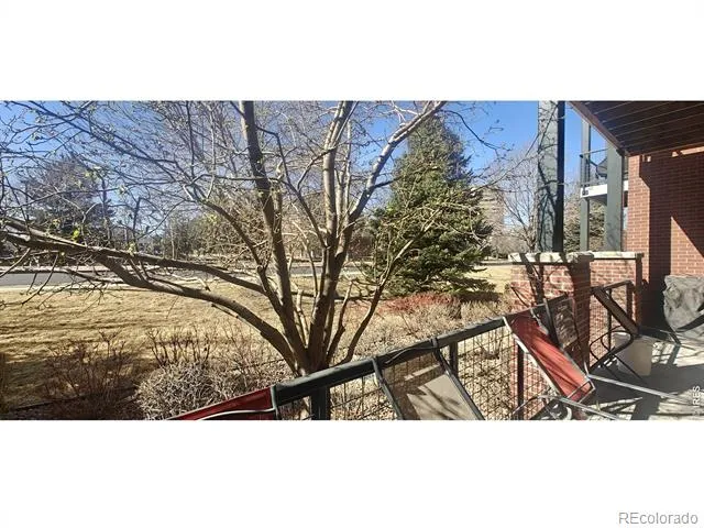 5401 S Park Terrace Avenue #104B Greenwood Village, CO 80111
