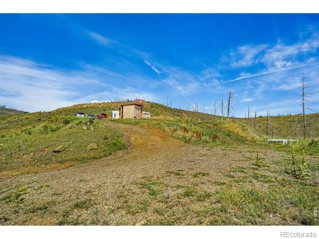 1600 Whale Rock Road Bellvue, CO 80512