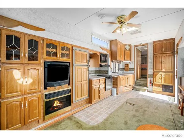 1600 Whale Rock Road Bellvue, CO 80512