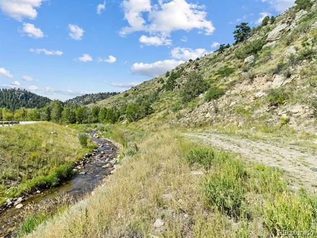 9981 County Road 43 Glen Haven, CO 80532