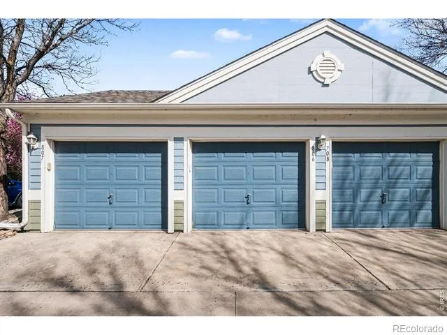 640 Gooseberry Drive #806 Longmont, CO 80503