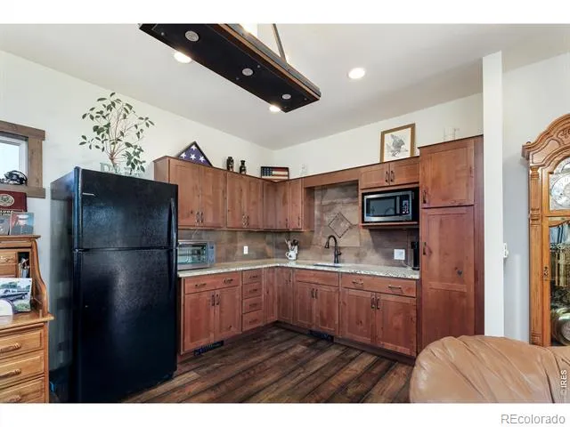 1050 Sunrise Drive Lyons, CO 80540