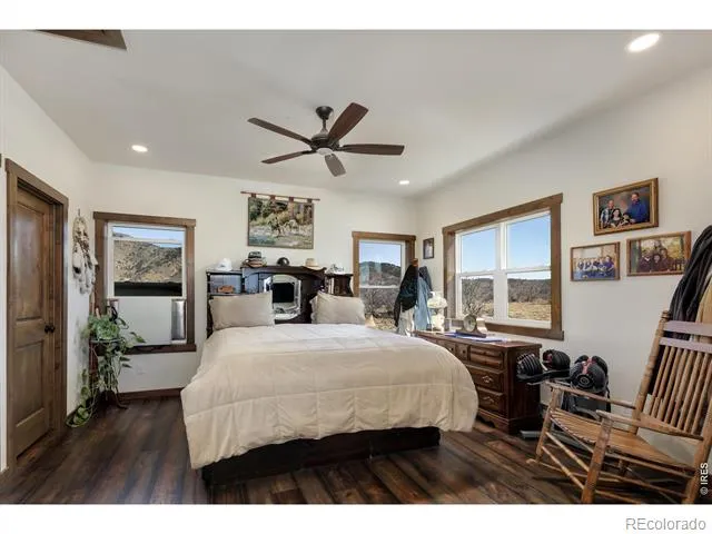 1050 Sunrise Drive Lyons, CO 80540