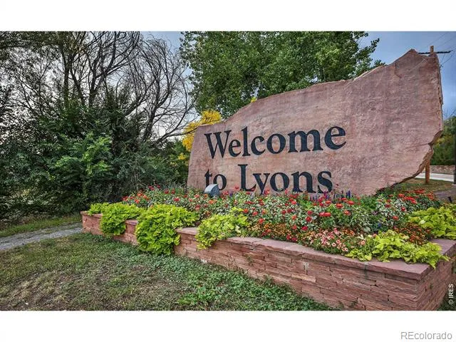 1050 Sunrise Drive Lyons, CO 80540