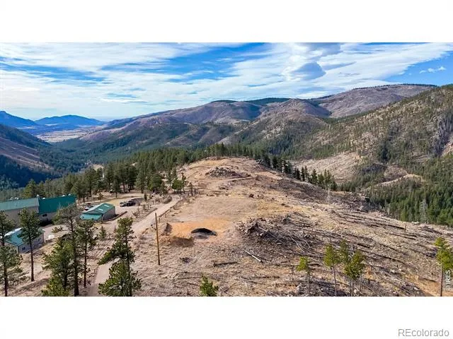 865 Redstone Drive Bellvue, CO 80512