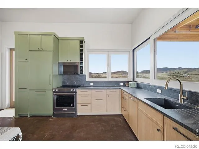 101 Callie Court Loveland, CO 80537