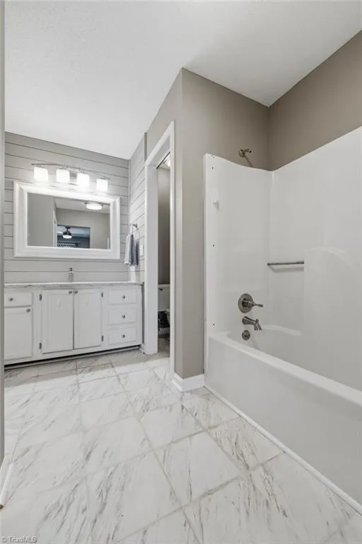 238 Tabor View Lane Winston-Salem, NC 27106