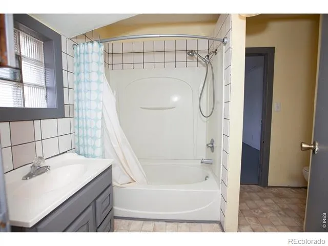 424 S Lincoln Avenue Fleming, CO 80728